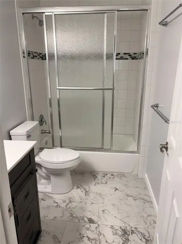 Listing Photo 16