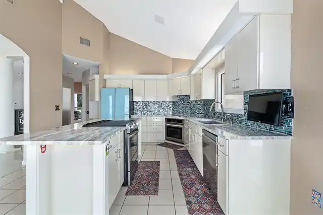 Listing Photo 24
