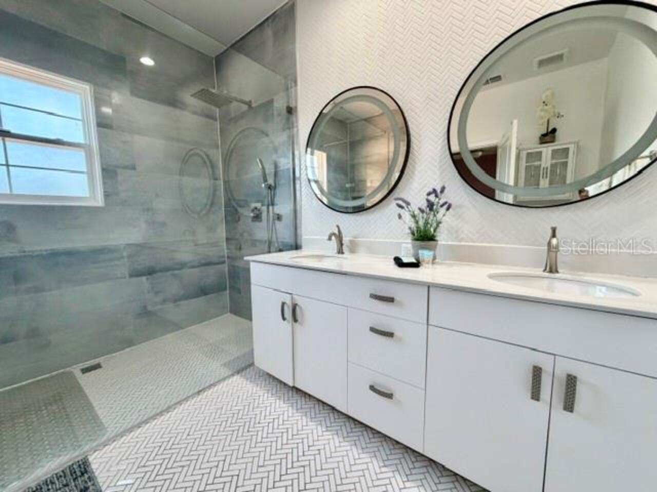Listing Photo 32