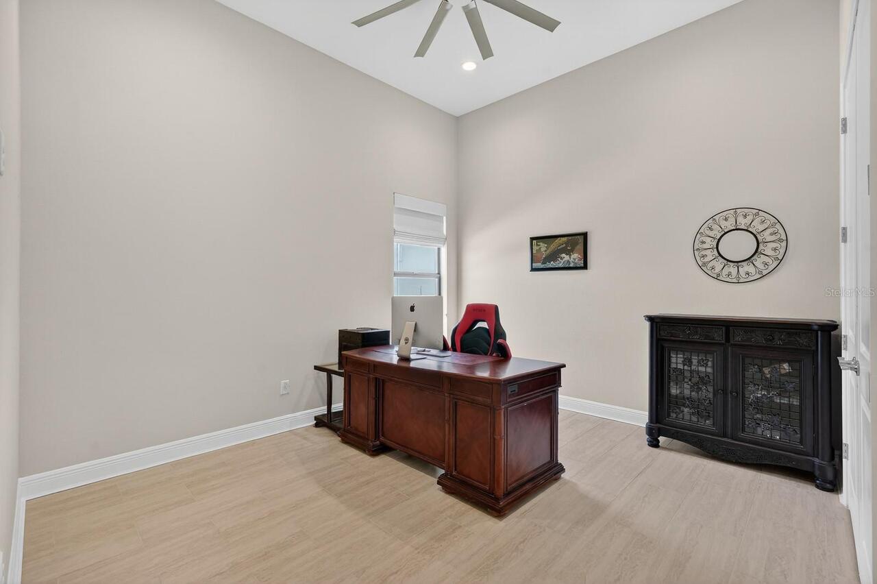 Listing Photo 9