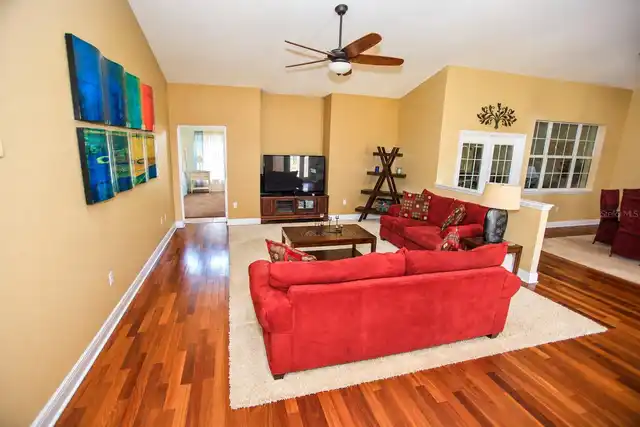 Listing Photo 19