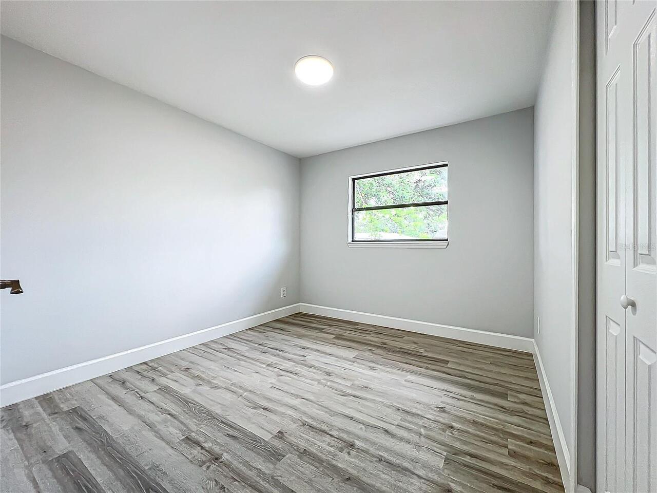 Listing Photo 26