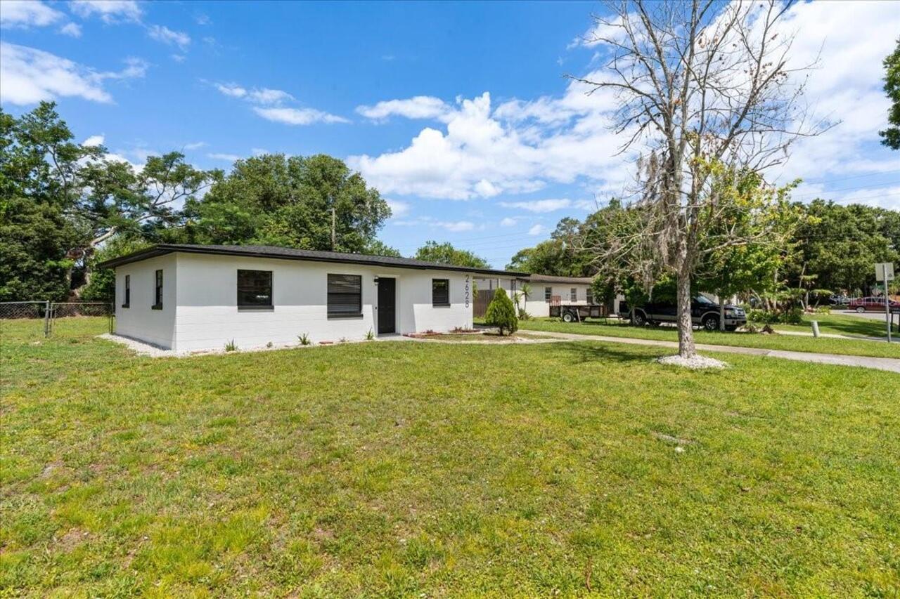 Listing Photo 16