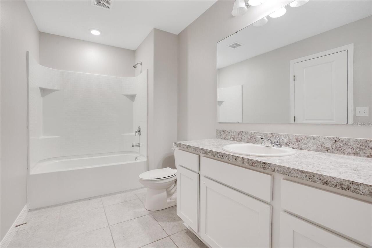 Listing Photo 16