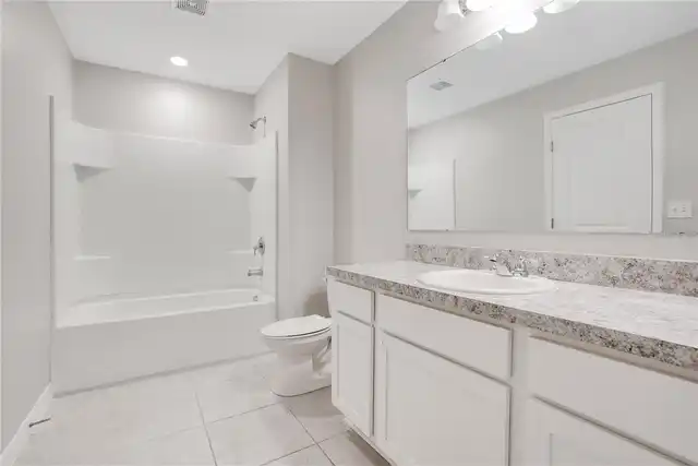 Listing Photo 16