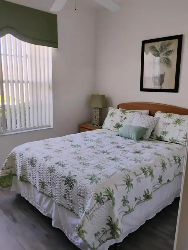 Listing Photo 17