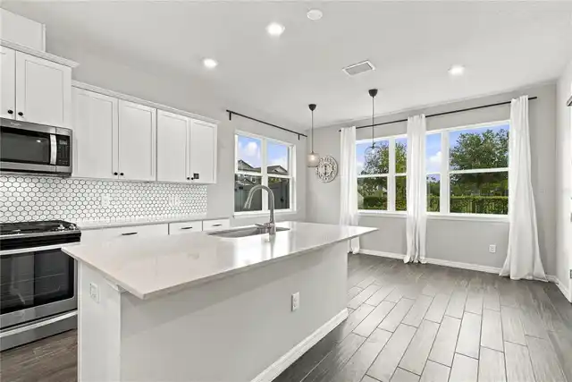 Listing Photo 8