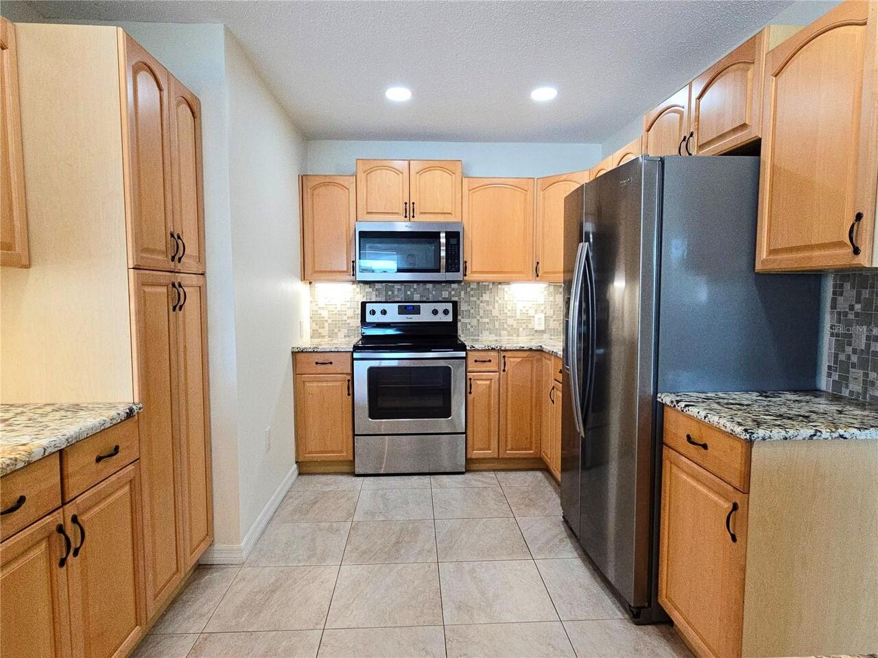 Listing Photo 9