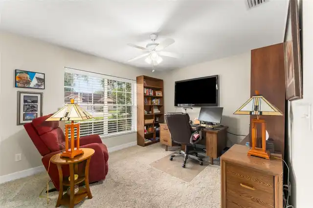 Listing Photo 19