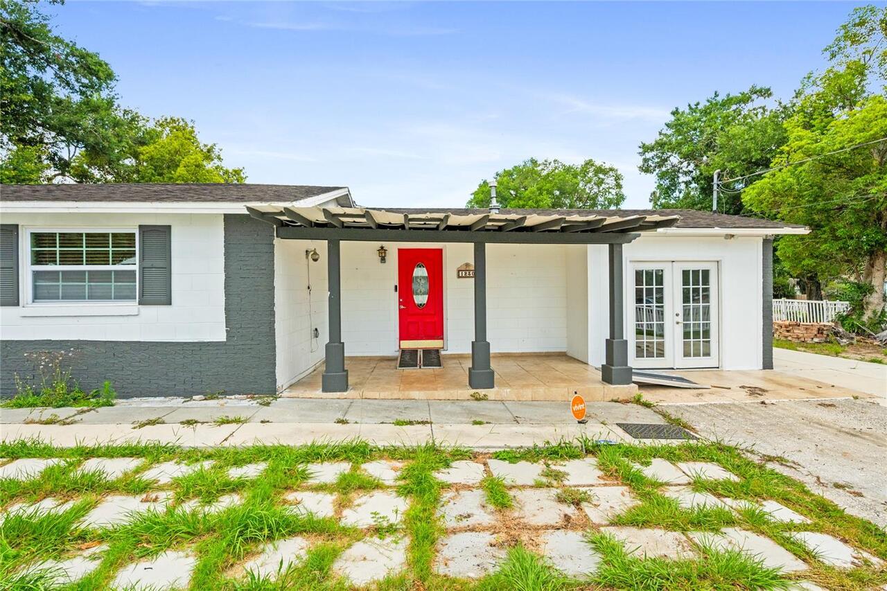 Listing Photo 10