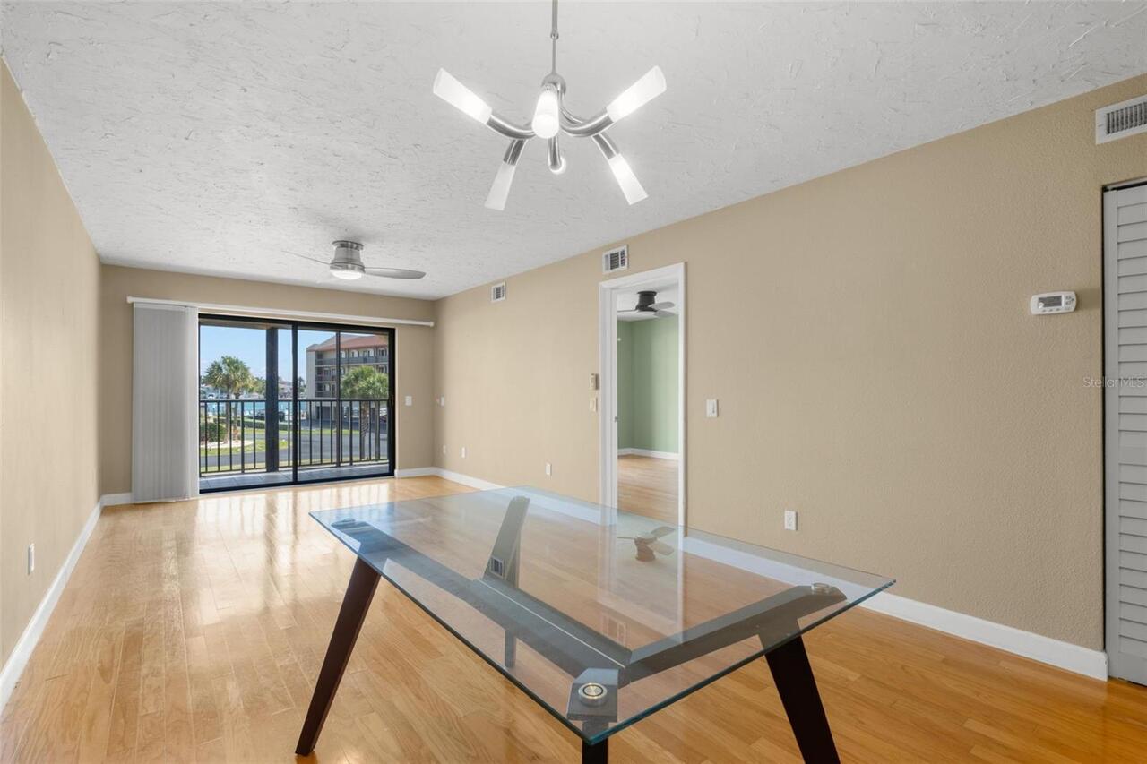 Listing Photo 13