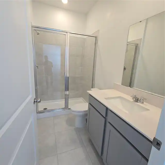 Listing Photo 12