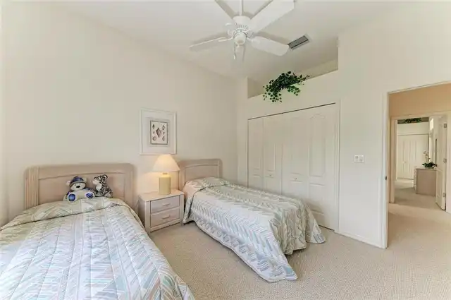 Listing Photo 33