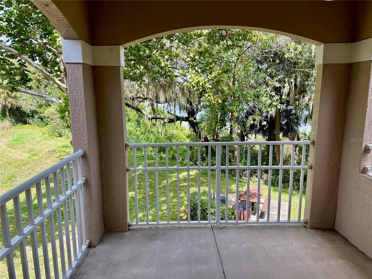 Listing Photo 11