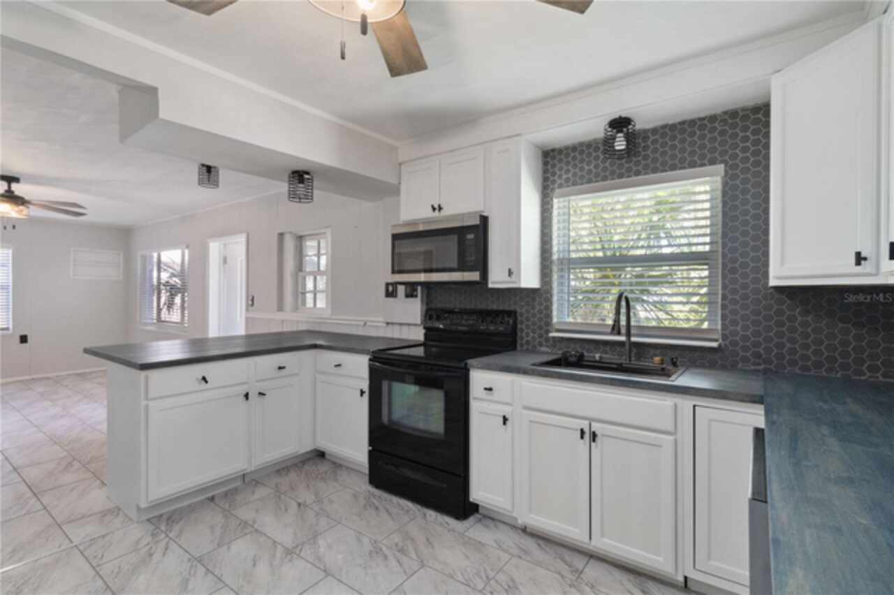 Listing Photo 18