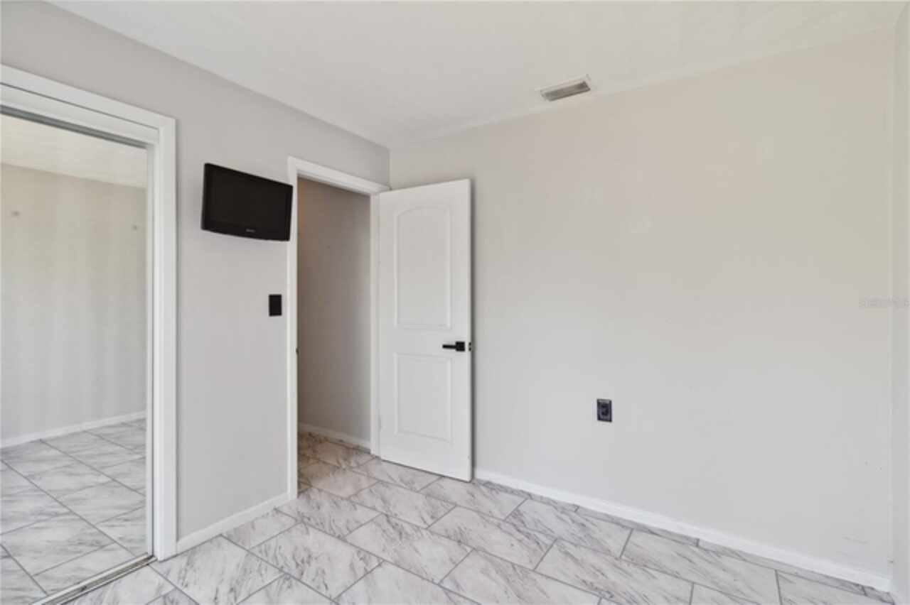 Listing Photo 29