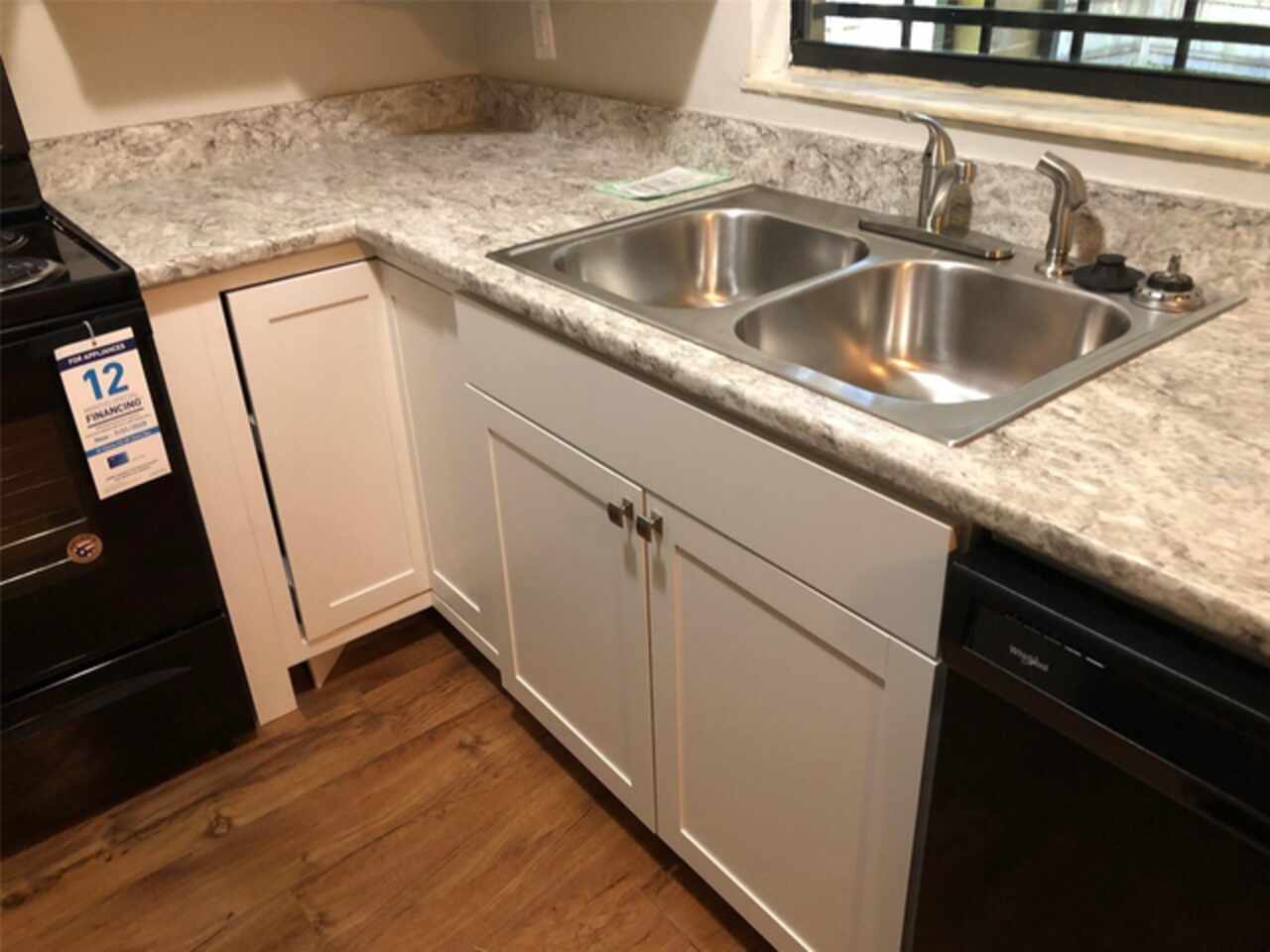 Listing Photo 11