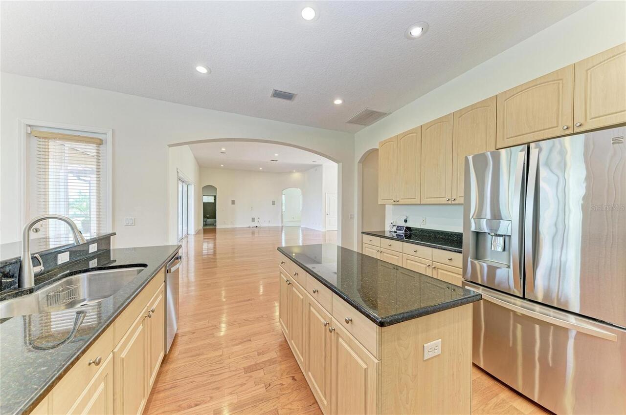 Listing Photo 17