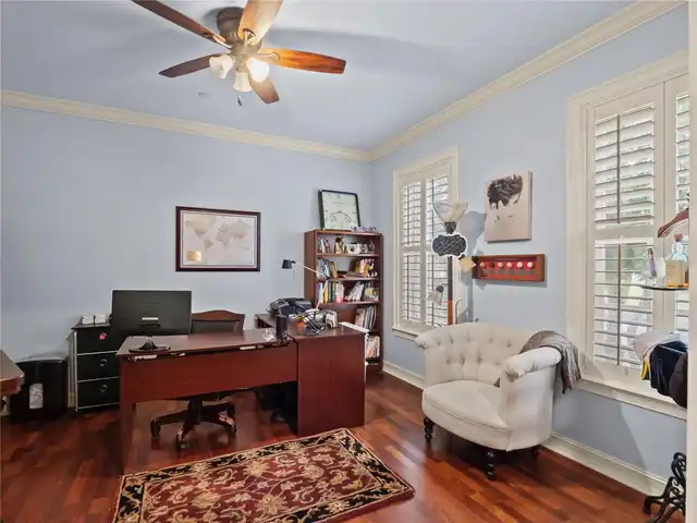 Listing Photo 6