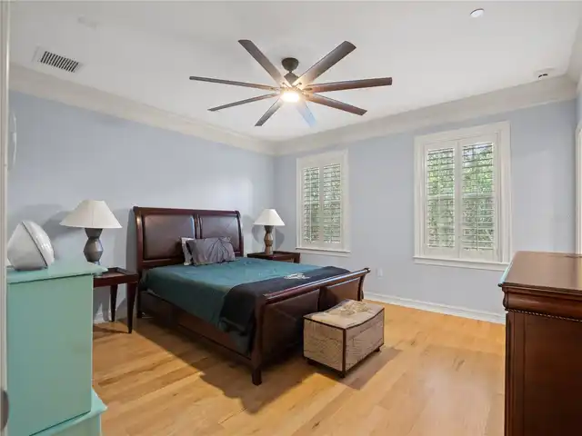Listing Photo 21