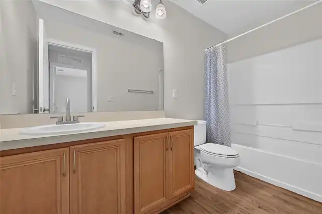 Listing Photo 21