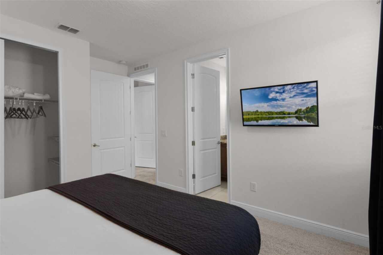 Listing Photo 25