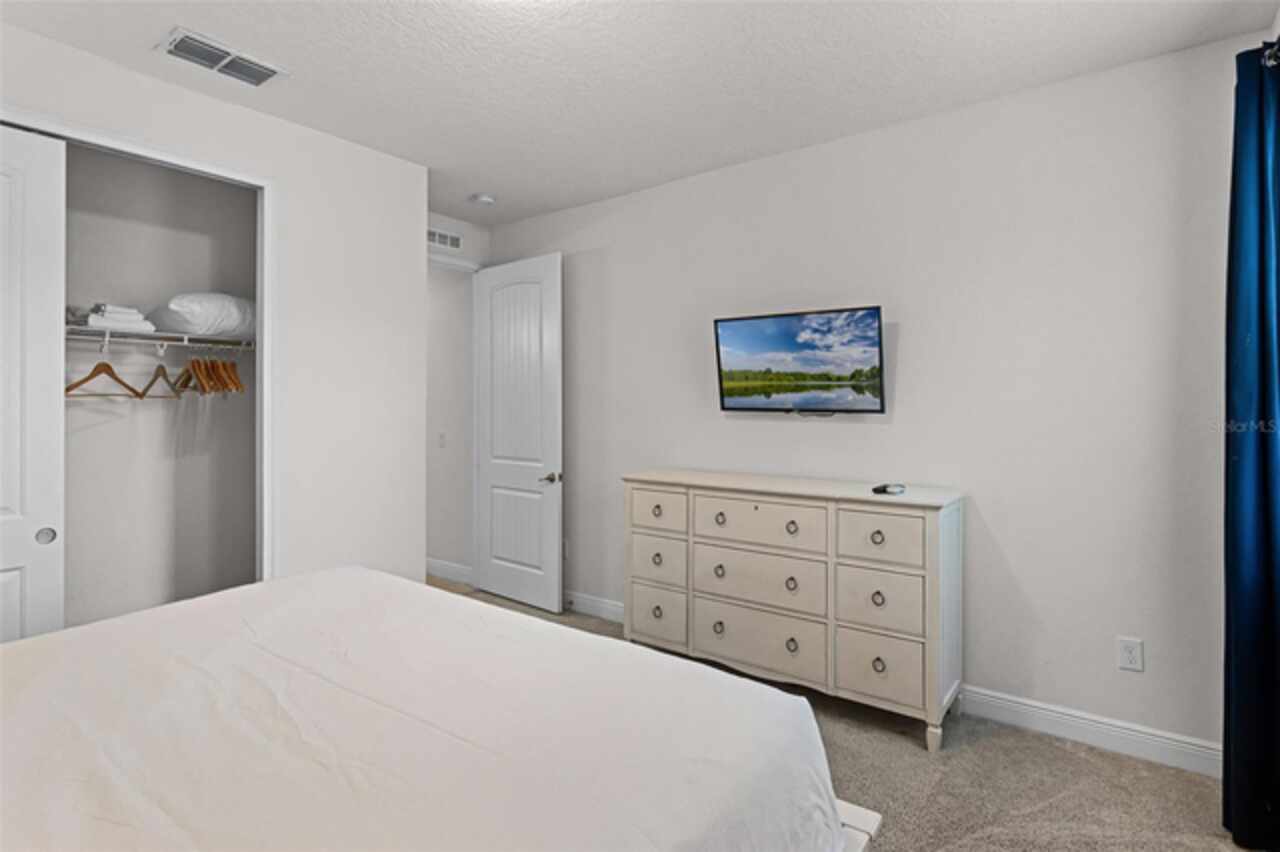 Listing Photo 38