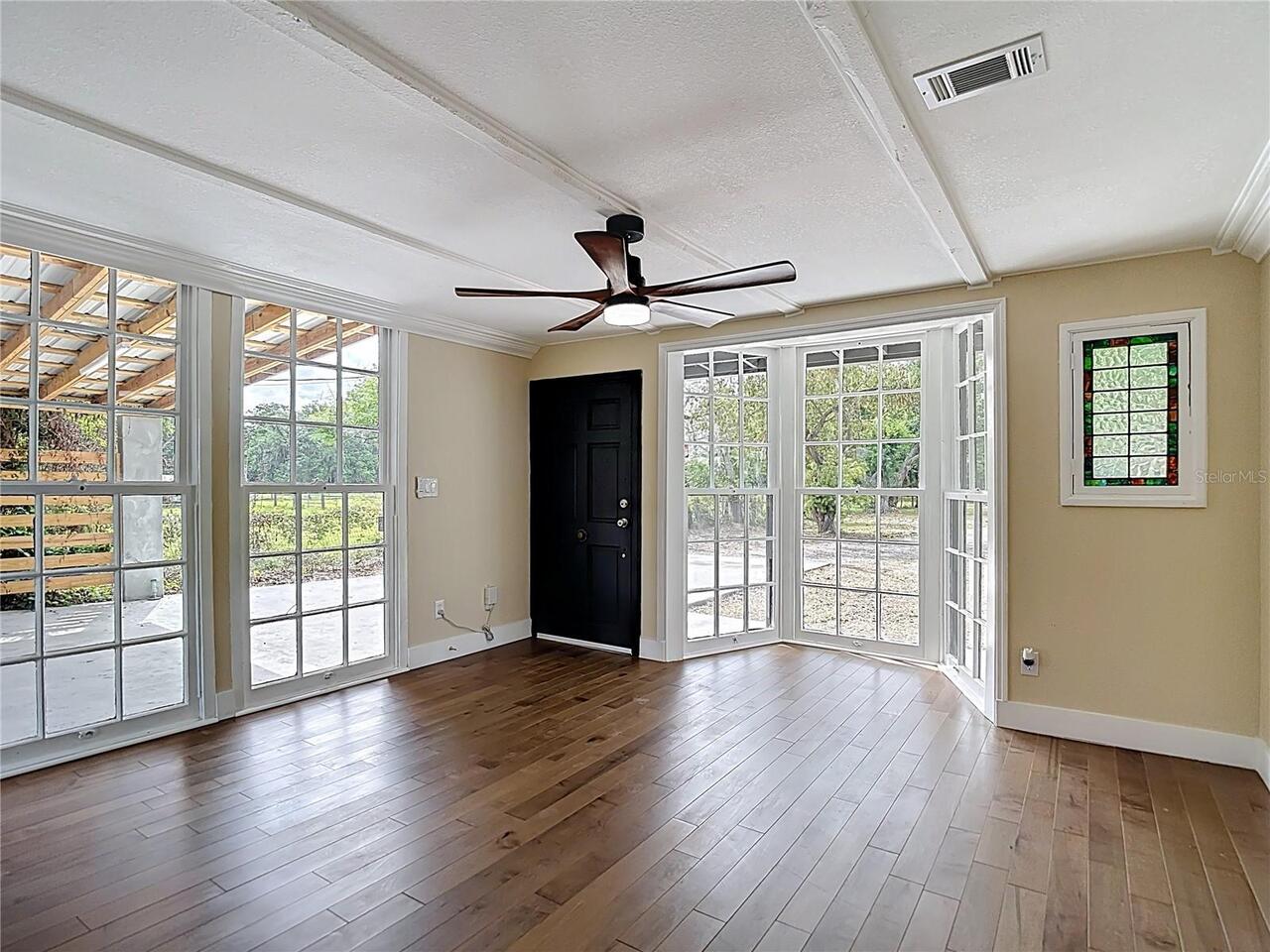 Listing Photo 33