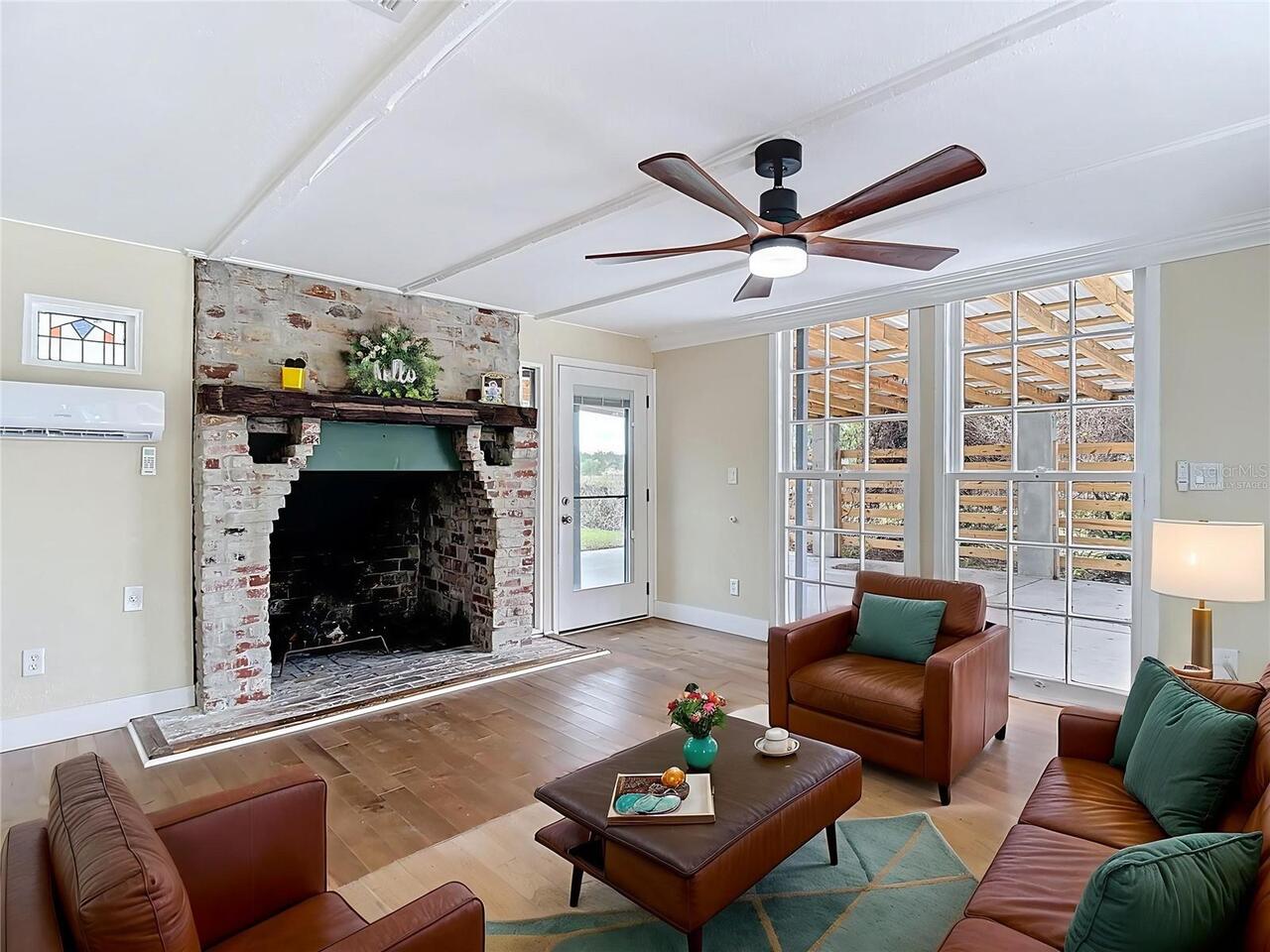 Listing Photo 11