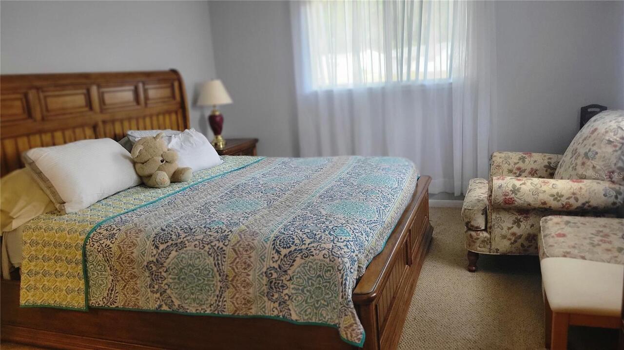 Listing Photo 9