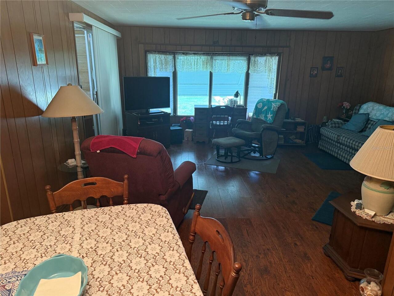 Listing Photo 7