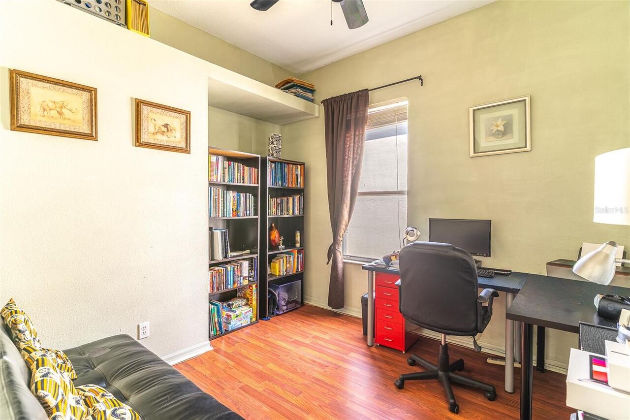 Listing Photo 11