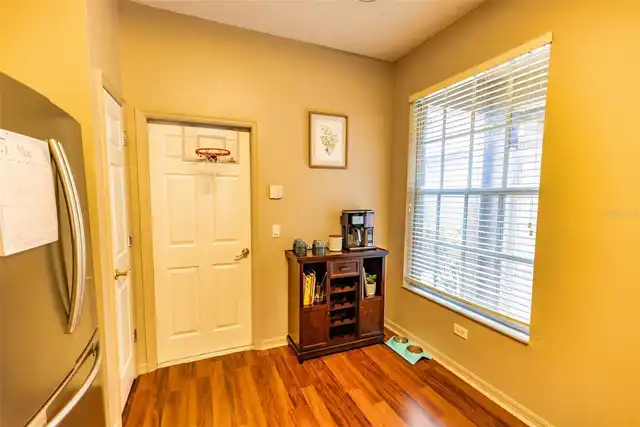 Listing Photo 8
