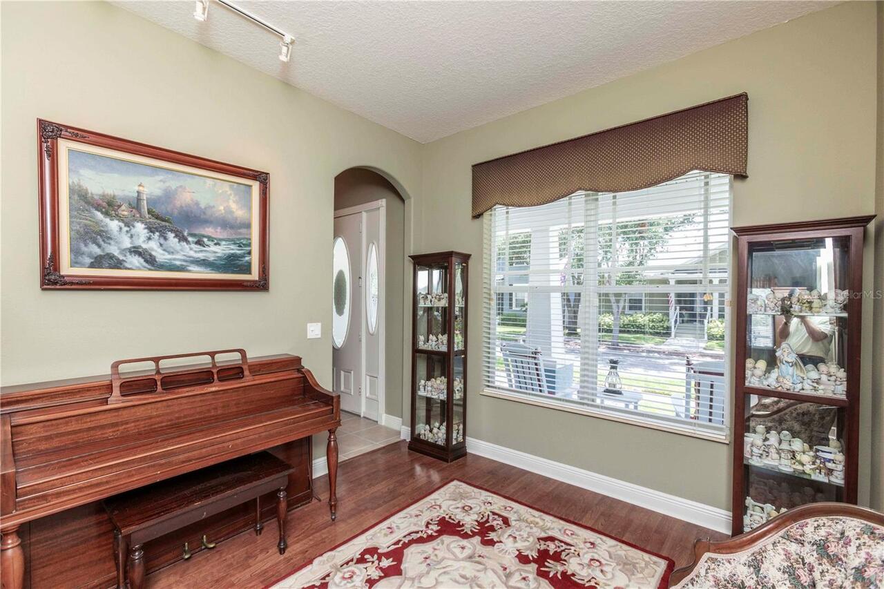 Listing Photo 16