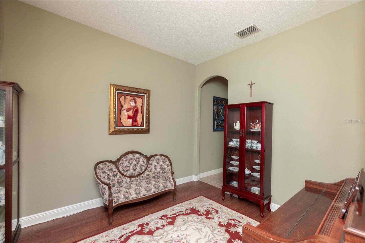 Listing Photo 17