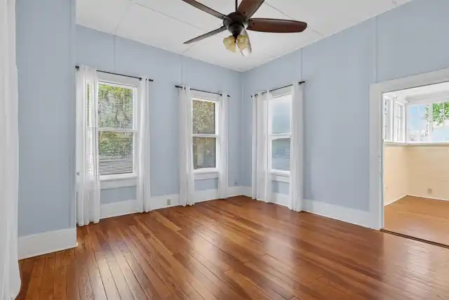 Listing Photo 18