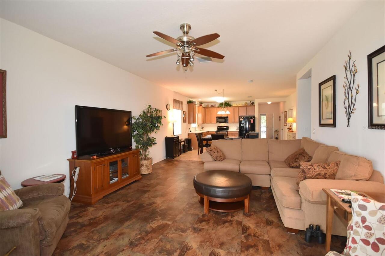 Listing Photo 10