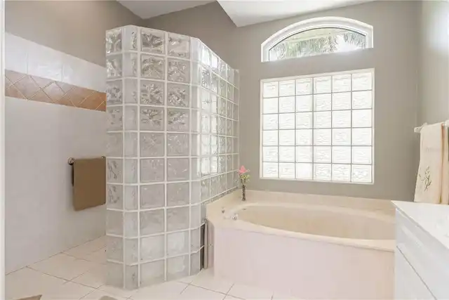 Listing Photo 38