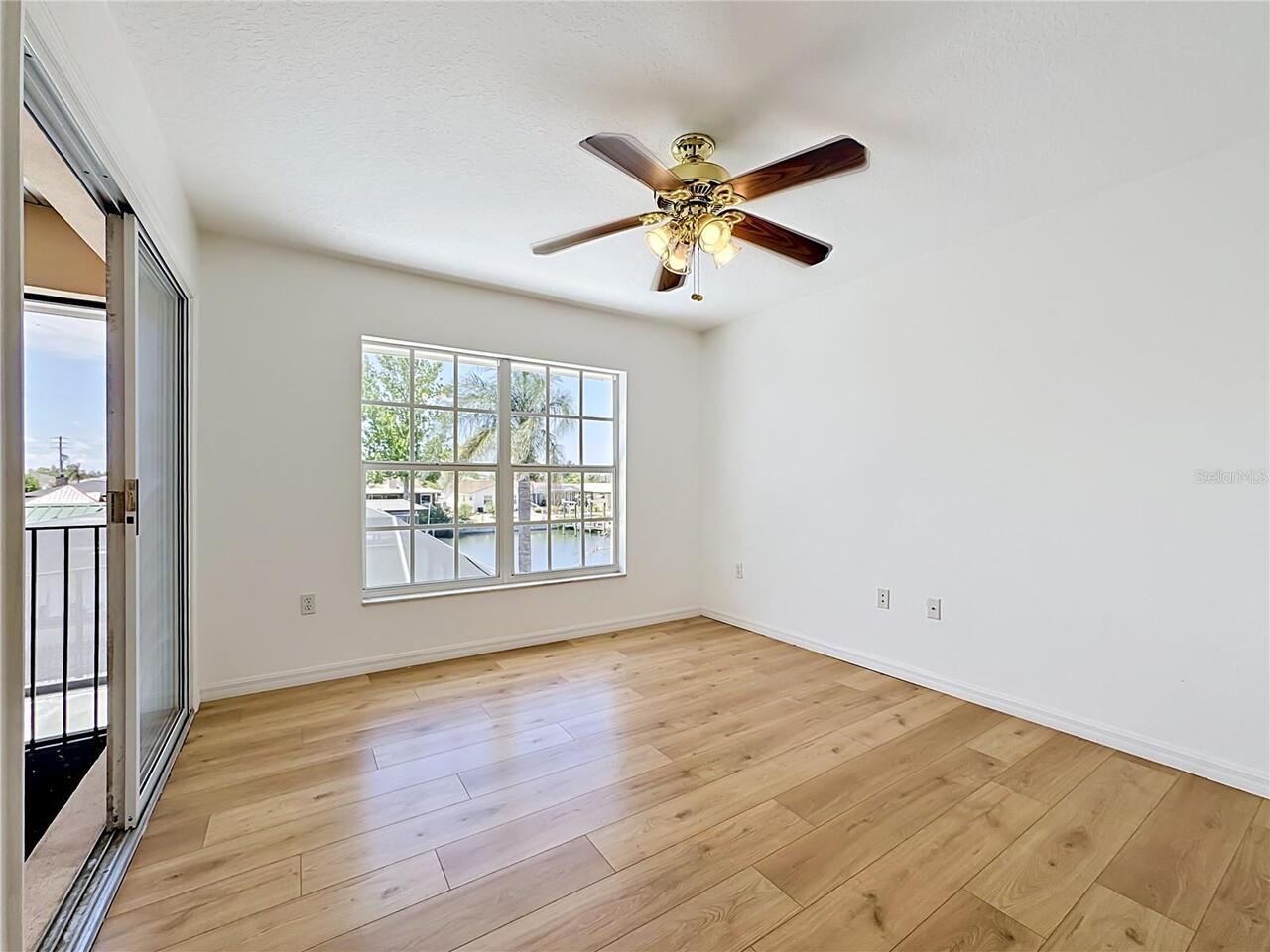 Listing Photo 33