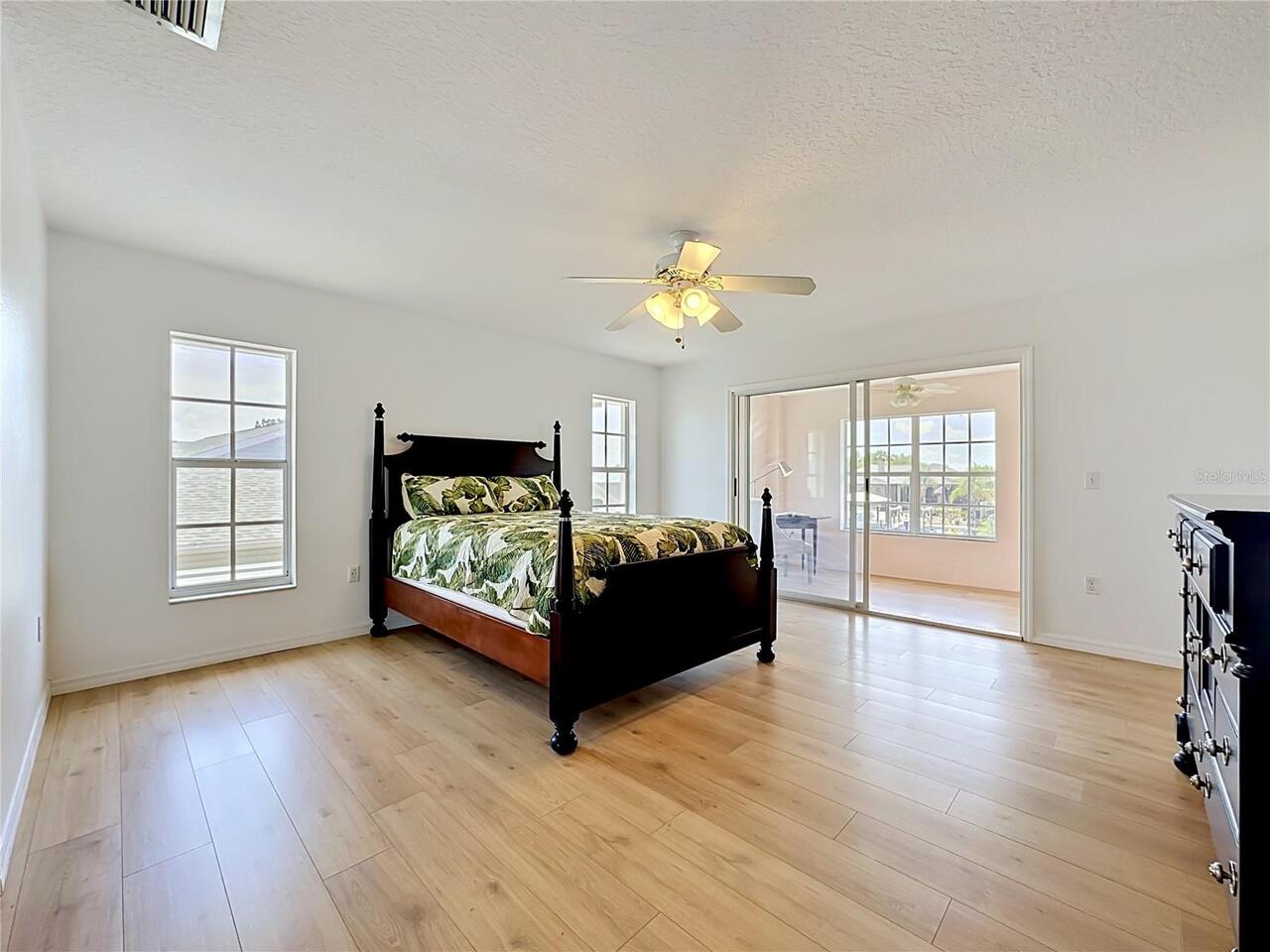 Listing Photo 37