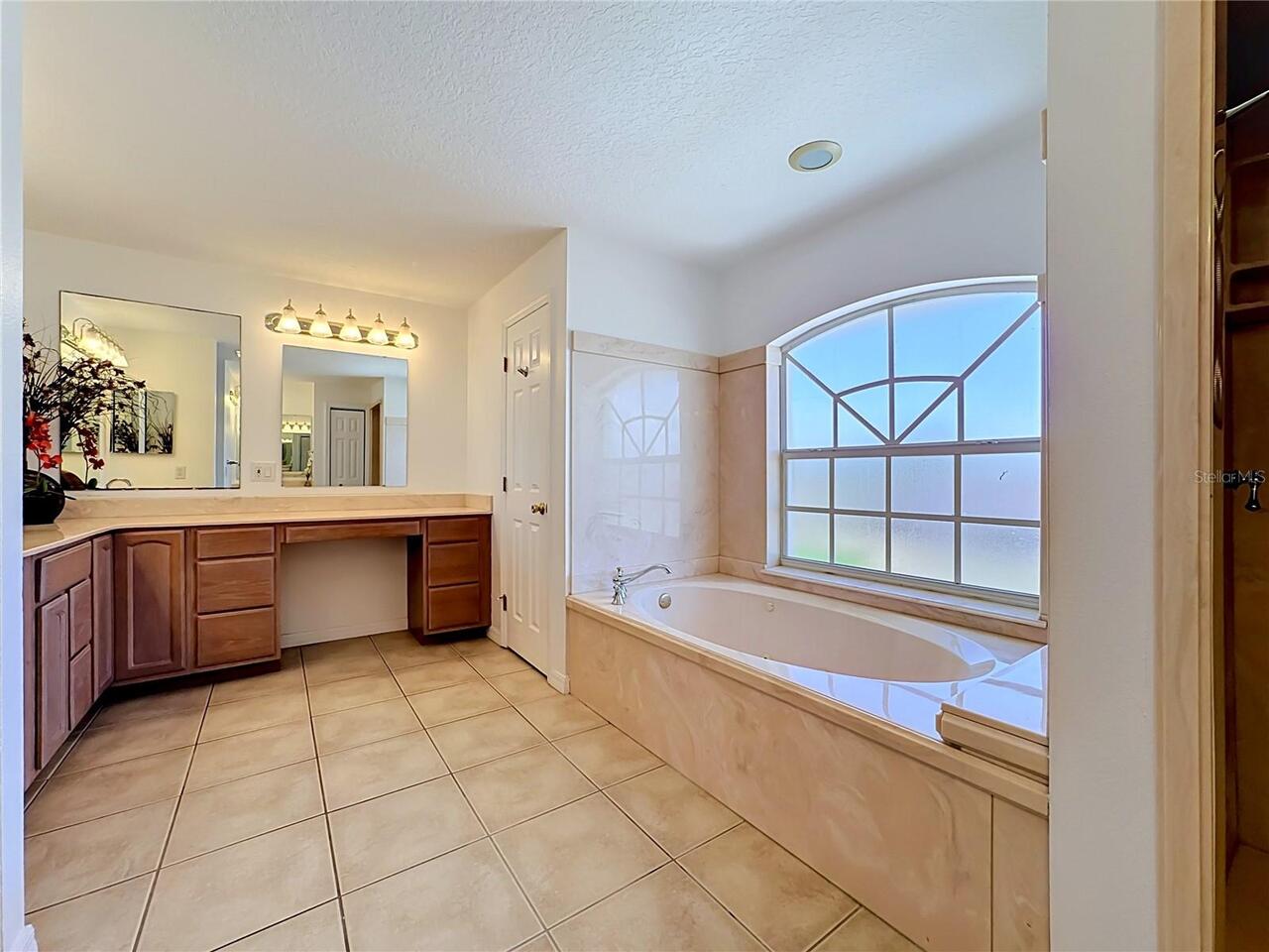 Listing Photo 42