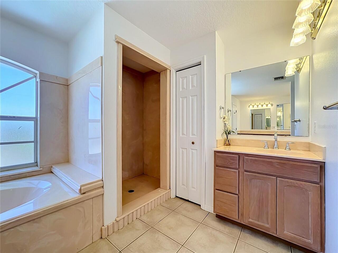 Listing Photo 43