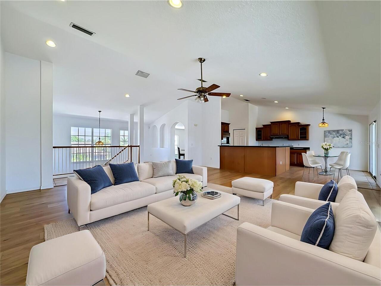 Listing Photo 8