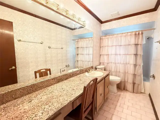 Listing Photo 19