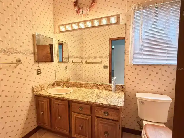 Listing Photo 28
