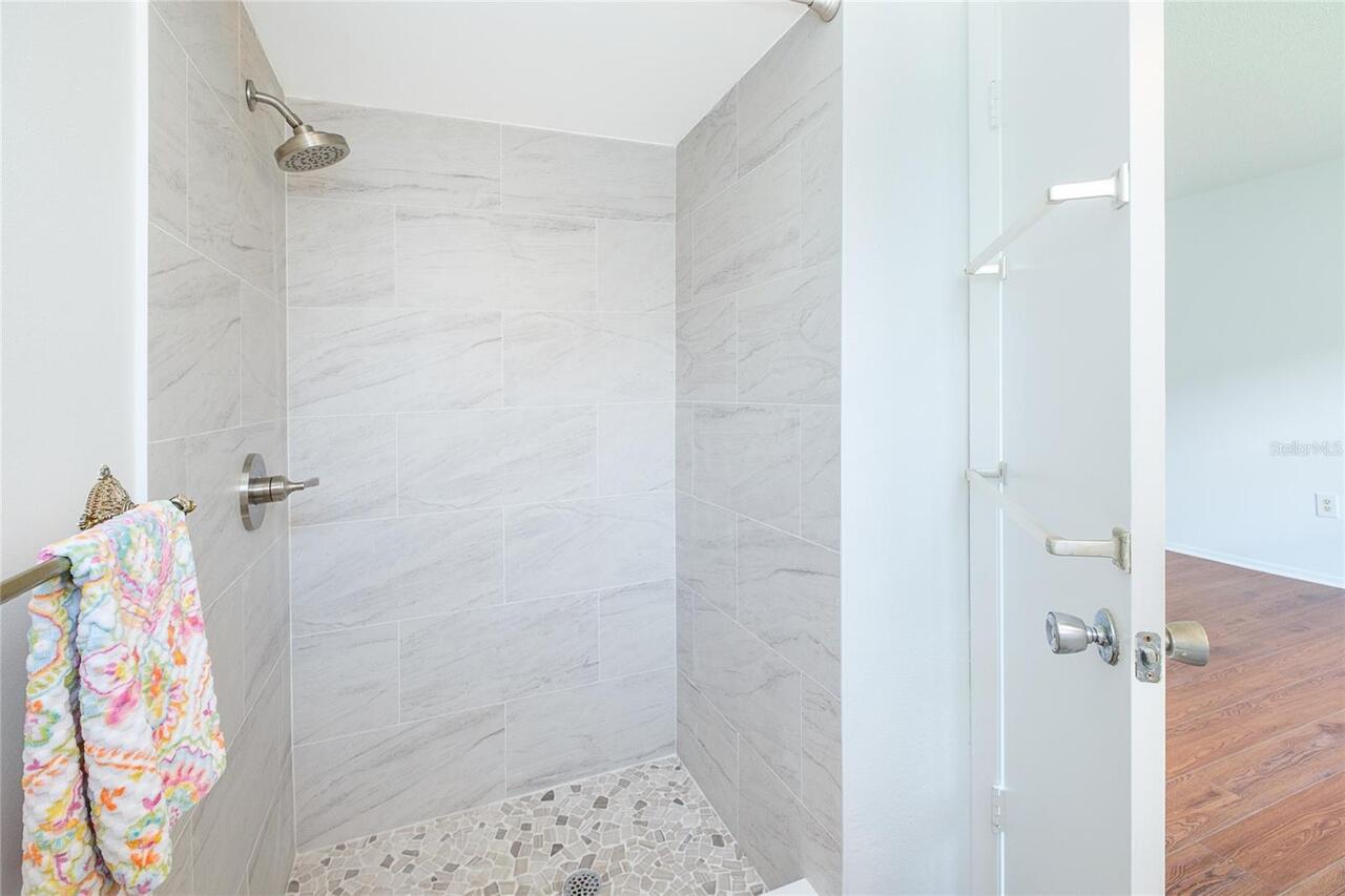 Listing Photo 43