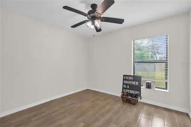 Listing Photo 16