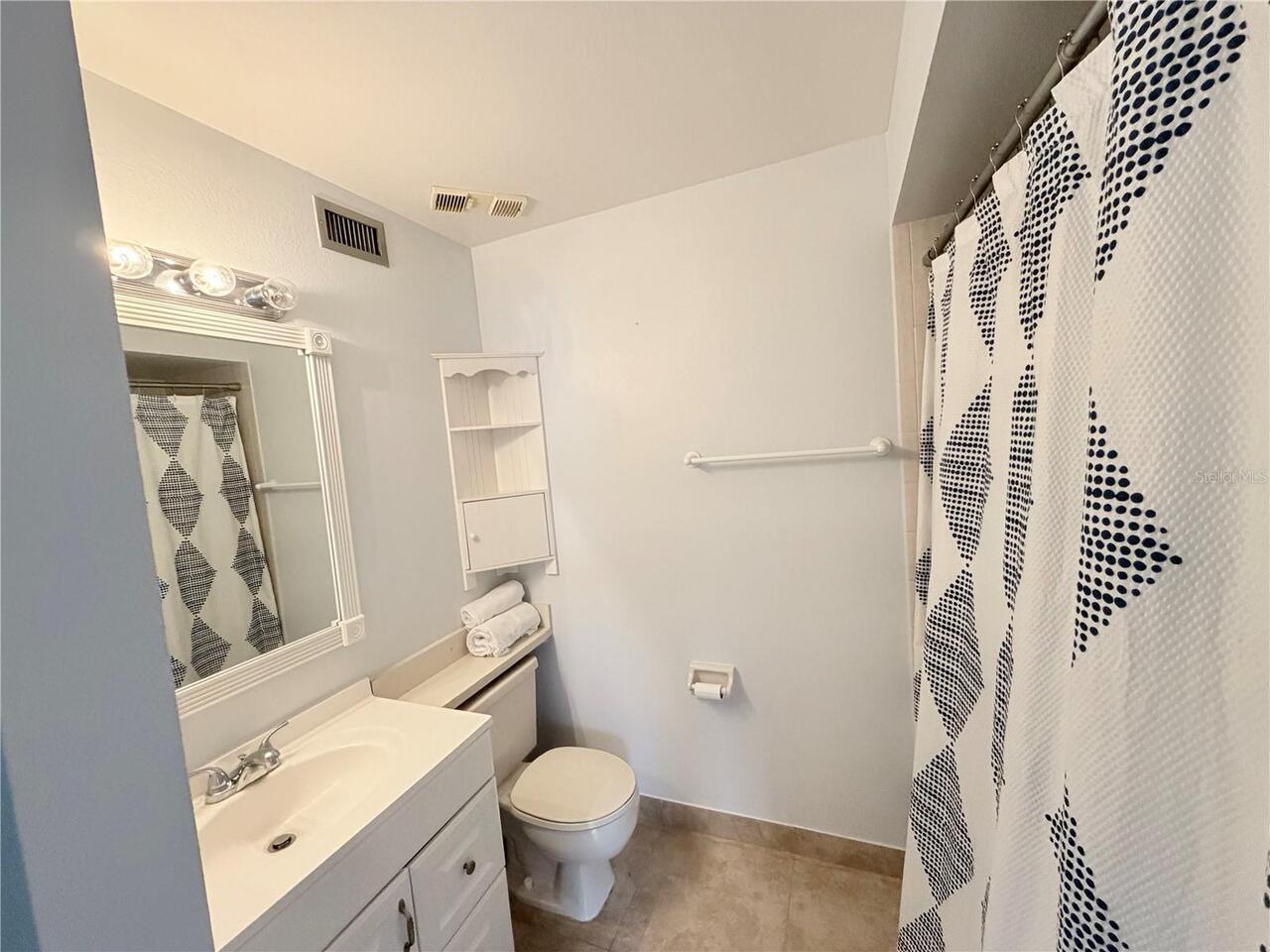 Listing Photo 7