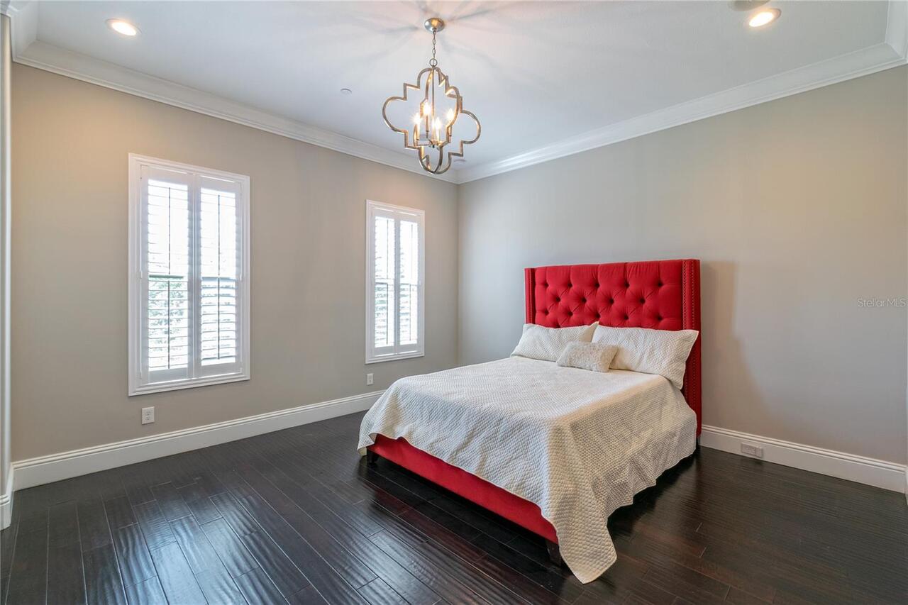Listing Photo 21