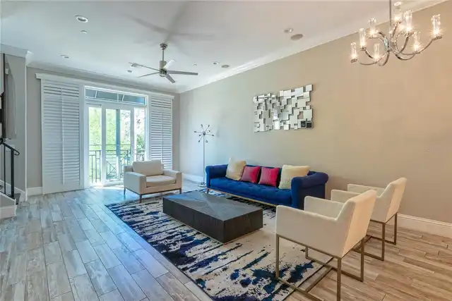 Listing Photo 18